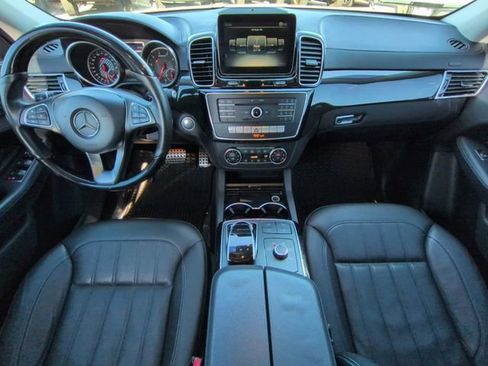 Used 2018 Mercedes-Benz GLE 43 AMG 4MATIC w/ Night Package image 14