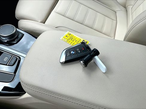 Used 2021 BMW X3 xDrive30i w/ Premium Package image 15