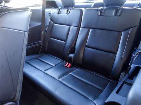 Used 2023 Ford Explorer XLT w/ Equipment Group 202A image 28