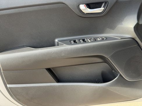 Used 2023 Kia Rio S image 24