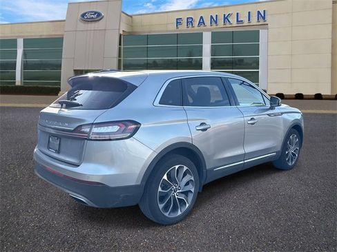 Certified 2023 Lincoln Nautilus Reserve image 7