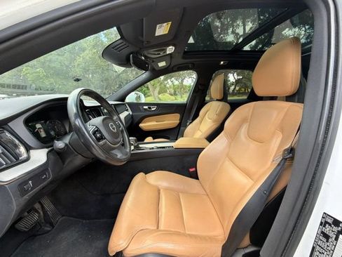 Used 2018 Volvo XC60 T5 Inscription AWD/4WD image 12