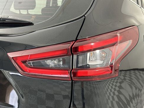 Used 2021 Nissan Rogue Sport S FWD image 26