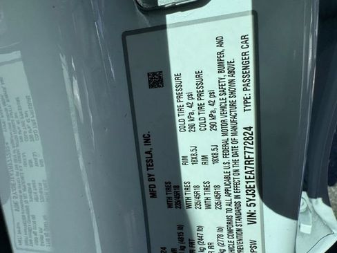 Used 2024 Tesla Model 3 RWD image 32