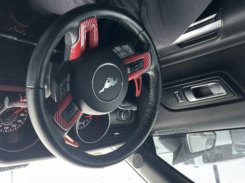 Used 2019 Ford Mustang Coupe image 10