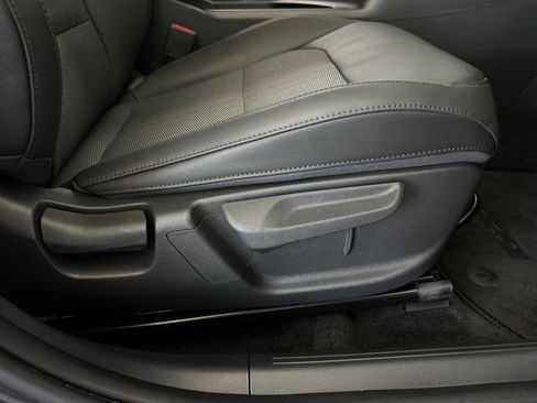 Used 2024 Kia Niro Wind FWD image 23