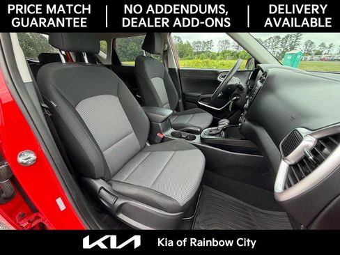 Used 2024 Kia Soul LX FWD image 21