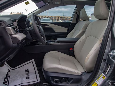 Used 2026 Toyota Camry XLE image 13