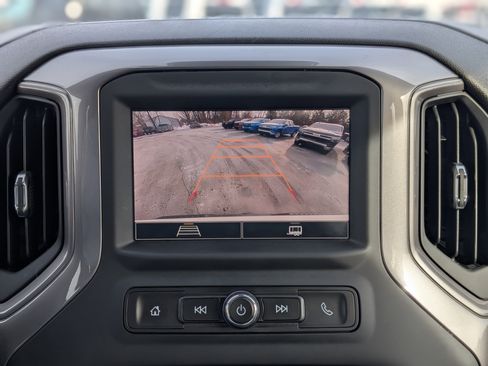 Used 2024 Chevrolet Silverado 1500 W/T w/ Trailering Package image 3