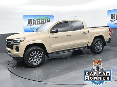 Used 2024 Chevrolet Colorado Z71 w/ Z71 Convenience Package 2