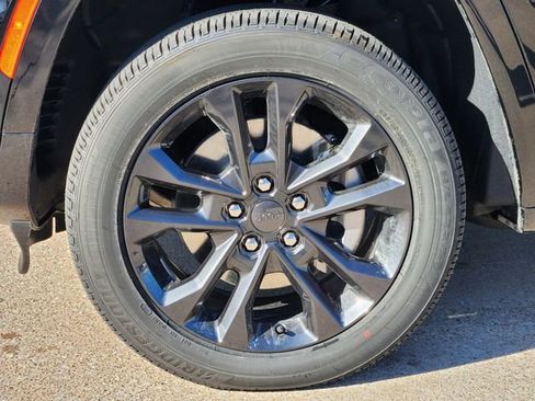 New 2026 Jeep Grand Cherokee L Limited AWD/4WD image 7