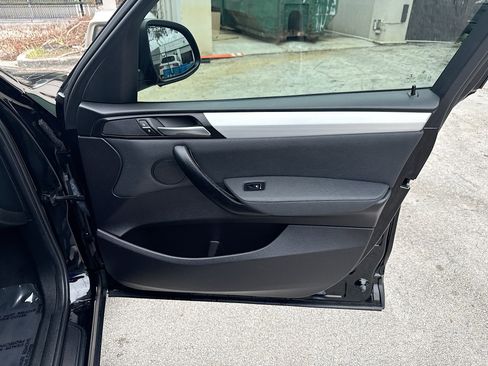 Used 2017 BMW X3 sDrive28i image 33