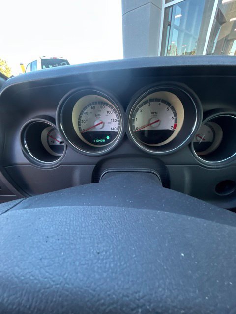 Used 2010 Dodge Challenger SE RWD image 17
