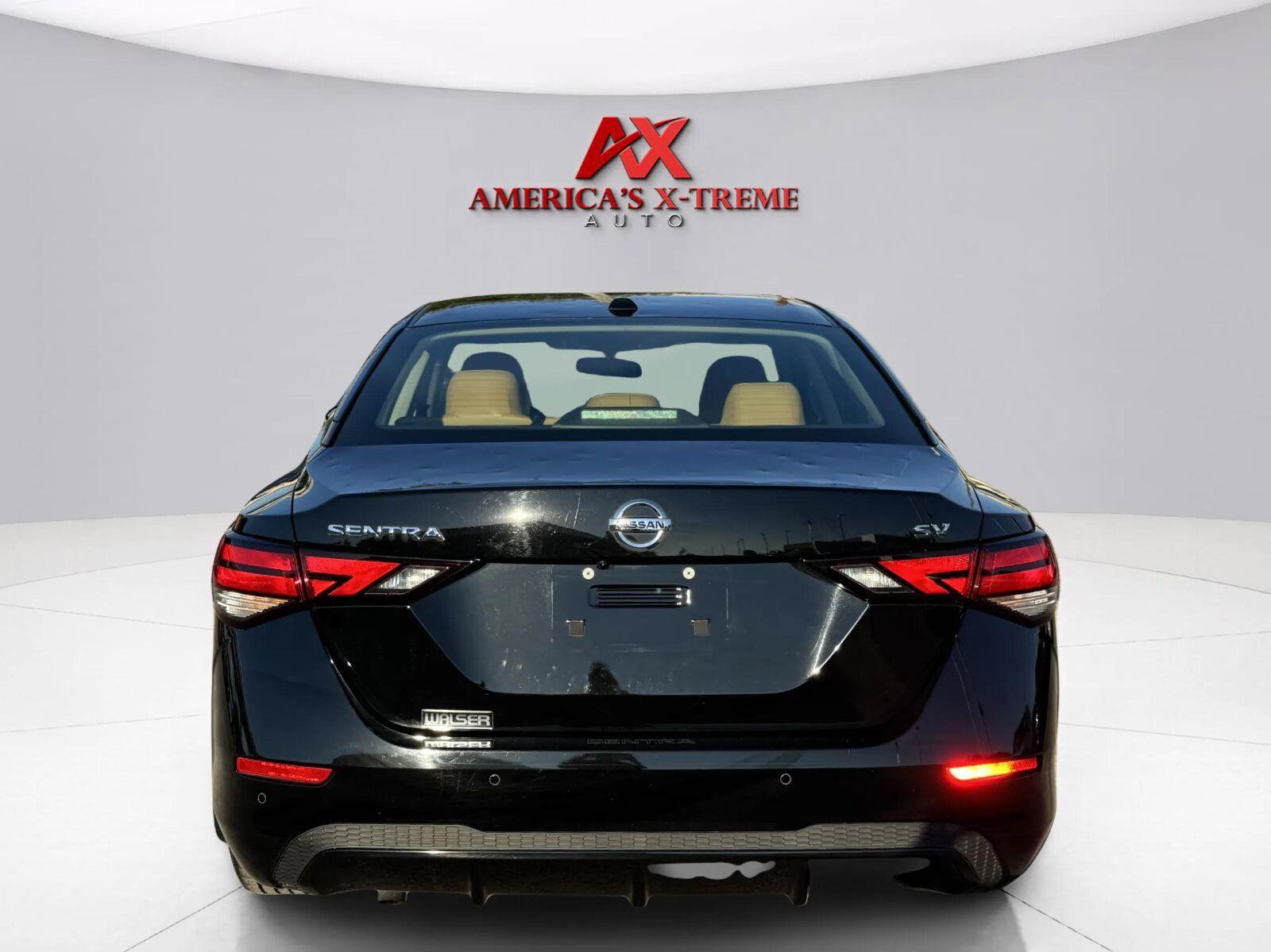 Used 2021 Nissan Sentra SV w/ SV Premium Package FWD image 5
