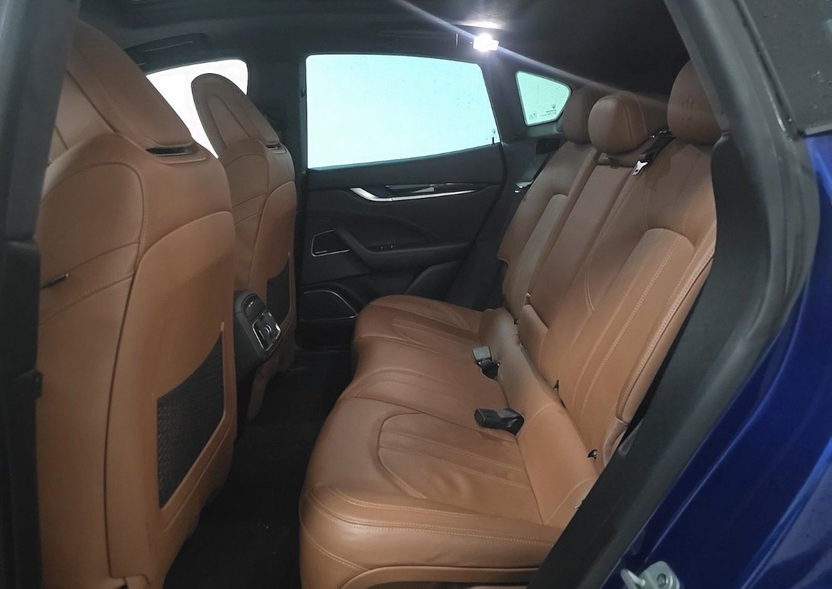 Used 2018 Maserati Levante GranSport AWD/4WD image 12