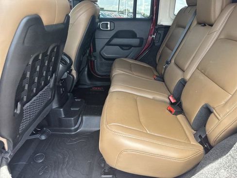 Used 2021 Jeep Wrangler Unlimited Rubicon AWD/4WD image 22