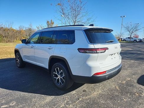 New 2025 Jeep Grand Cherokee L Limited w/ Trailer Tow Package image 5