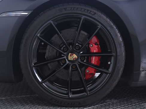 Certified 2024 Porsche 911 Targa 4S AWD/4WD image 15
