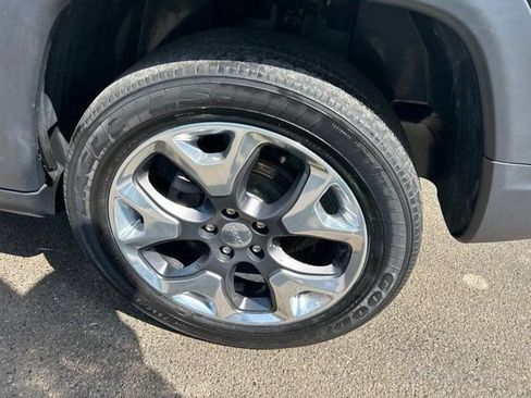 Used 2019 Jeep Compass Limited AWD/4WD image 47