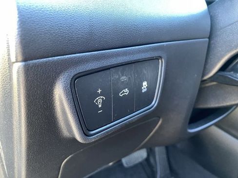 Used 2023 Hyundai Santa Cruz SEL AWD/4WD image 22