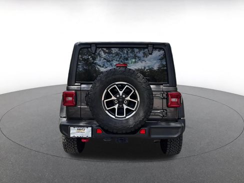 Used 2026 Jeep Wrangler Unlimited Rubicon AWD/4WD image 8