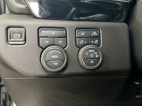Used 2025 Chevrolet Silverado 2500 LT w/ Safety Package AWD/4WD image 19