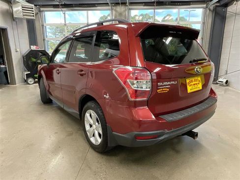 Used 2015 Subaru Forester 2.5i Limited image 3