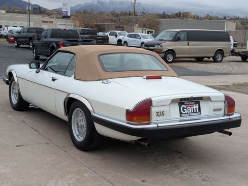 Used 1990 Jaguar XJS V12 Convertible image 8