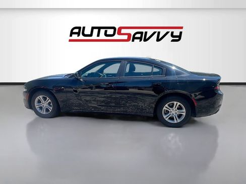 Used 2023 Dodge Charger SXT w/ Cold Weather Package RWD image 4