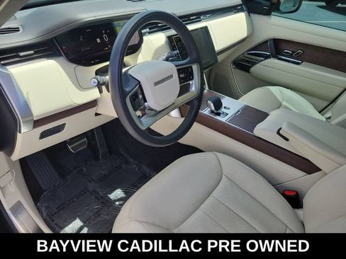 Used 2025 Land Rover Range Rover Long Wheelbase SE AWD/4WD image 21