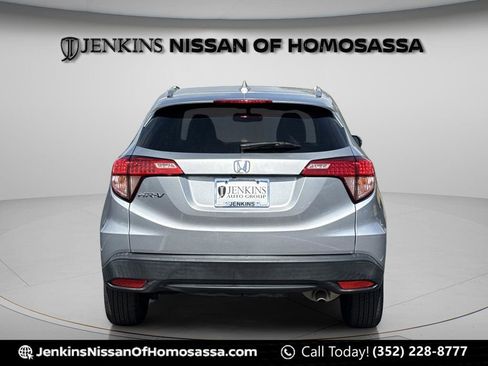 Used 2018 Honda HR-V EX-L image 5