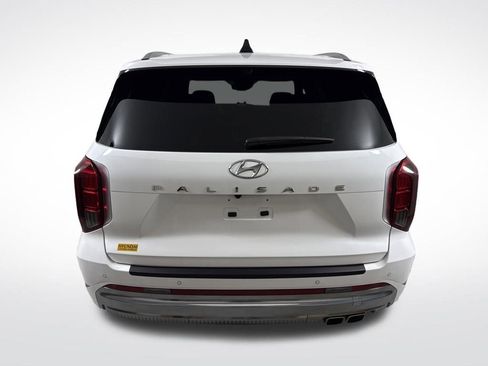 Used 2024 Hyundai Palisade Calligraphy image 5