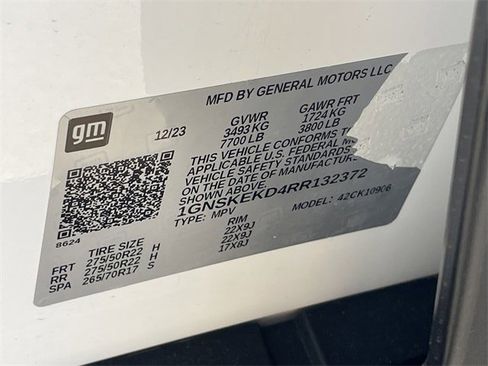 Used 2024 Chevrolet Suburban RST w/ Luxury Package image 32