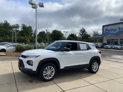 Used 2021 Chevrolet TrailBlazer LS AWD/4WD image 6