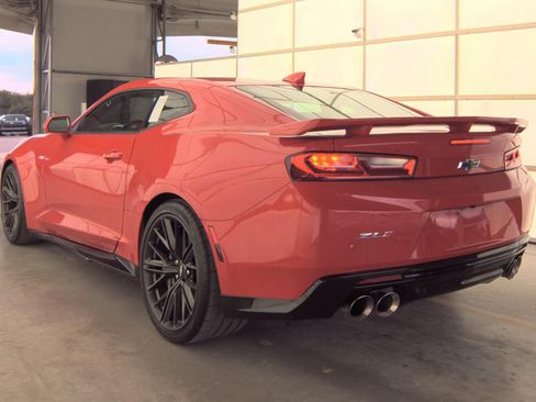 Used 2018 Chevrolet Camaro ZL1 RWD image 8
