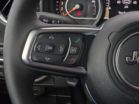 New 2026 Jeep Wrangler Unlimited Sahara AWD/4WD image 13