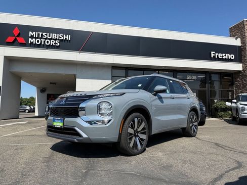 New 2026 Mitsubishi Outlander SEL FWD image 1