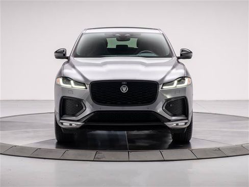 Used 2026 Jaguar F-PACE R-Dynamic S AWD/4WD image 8