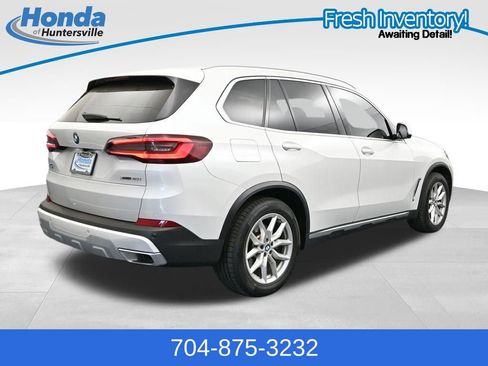 Used 2023 BMW X5 xDrive40i w/ Premium Package AWD/4WD image 8