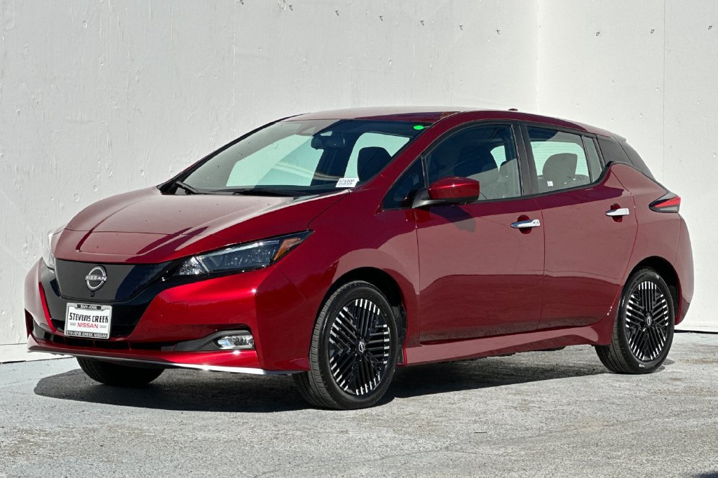 Used 2025 Nissan Leaf SV Plus FWD image 7