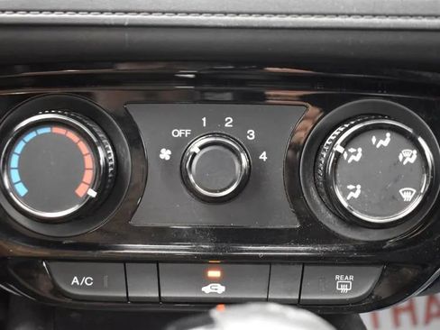 Used 2022 Honda HR-V Sport image 32