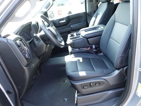 Used 2023 Chevrolet Silverado 1500 Custom AWD/4WD image 19