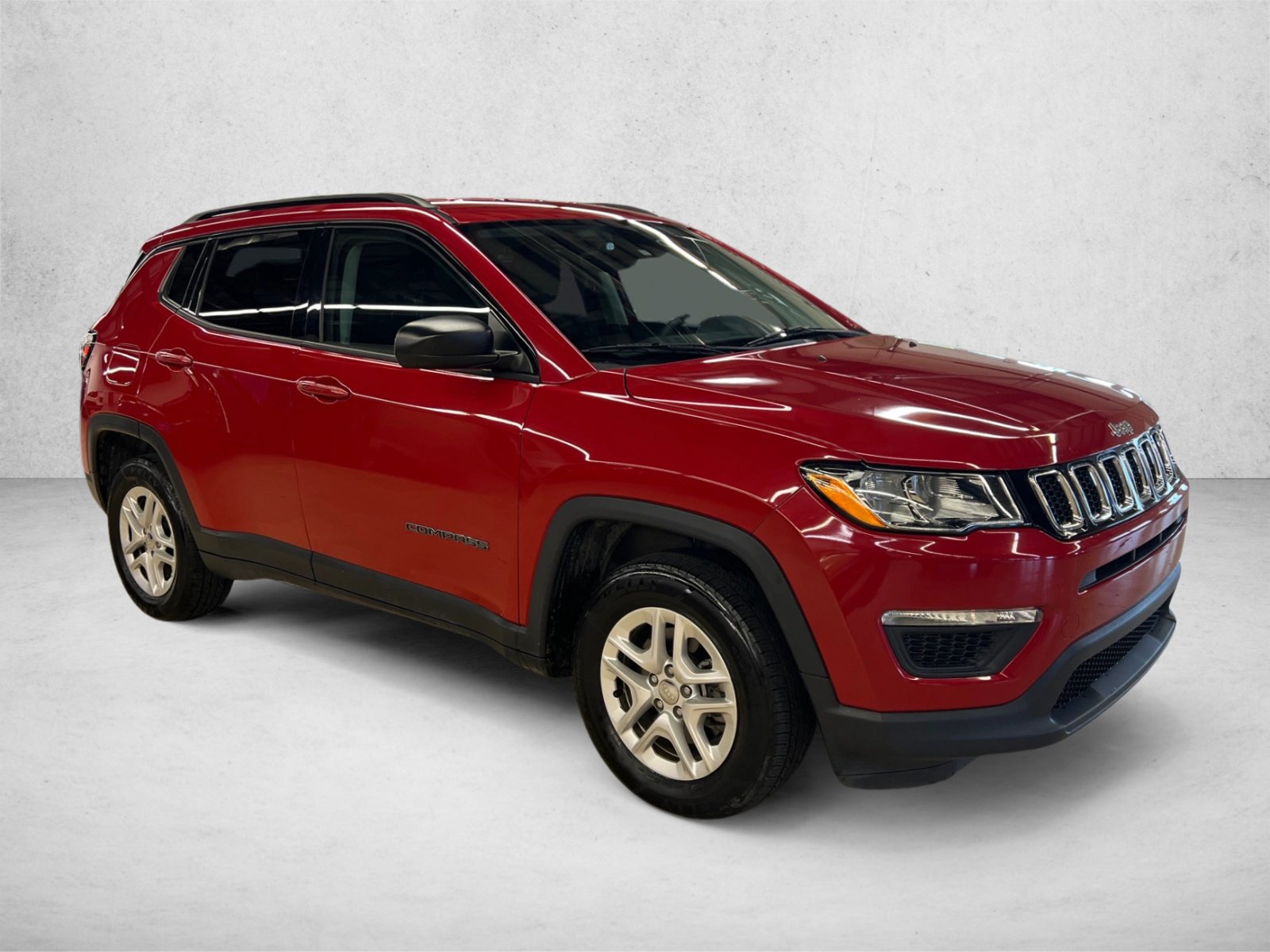 Used 2018 Jeep Compass Sport w/ Tech Group FWD image 3