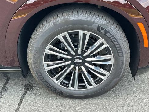 New 2026 Cadillac Escalade IQ Luxury 1 w/ LPO, Floor Liner Package image 7