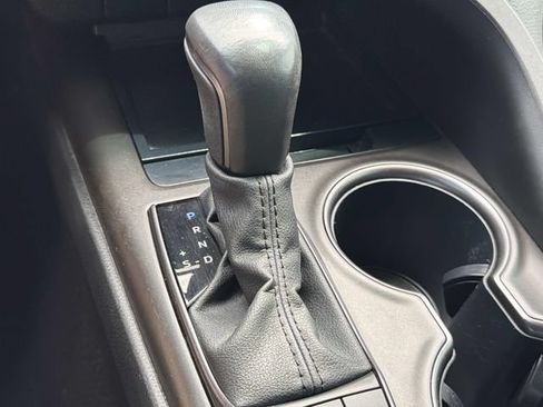 Used 2024 Toyota Camry SE FWD image 26
