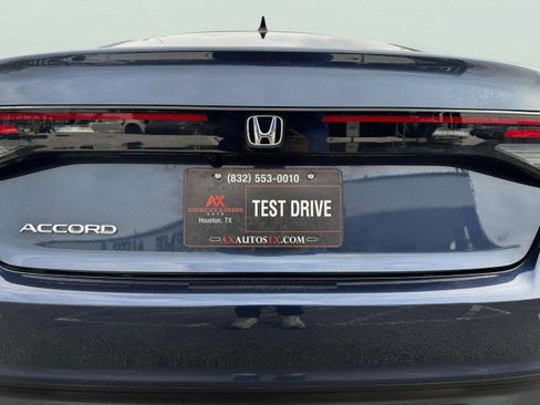 Used 2025 Honda Accord SE image 16