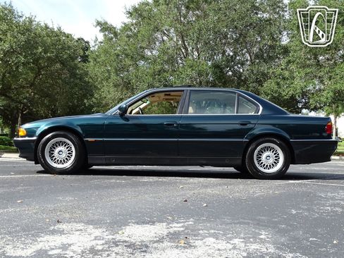 Used 1995 BMW 740iL image 19