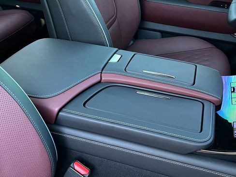 Used 2026 INFINITI QX80 Autograph w/ Premium Cargo Package image 21