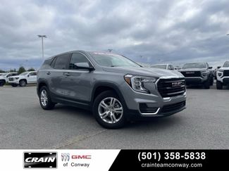 Used 2024 GMC Terrain SLE video 1