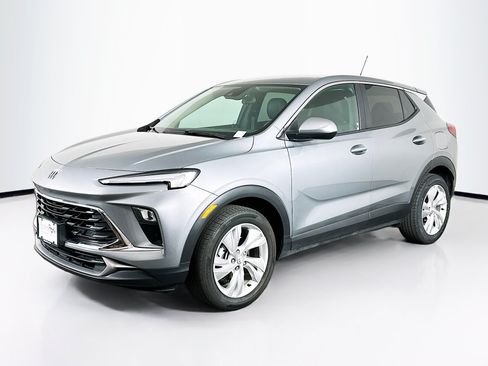 Used 2025 Buick Encore GX Preferred FWD image 3